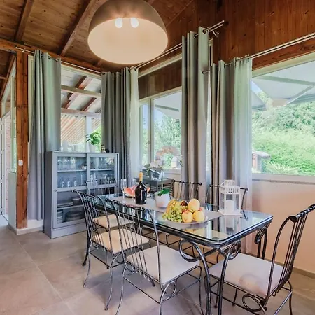 Entire With Private Swimming Pool Villa