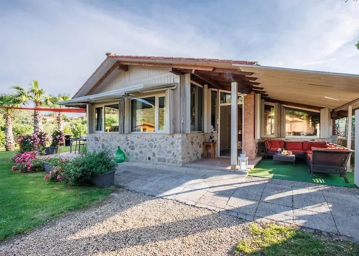 Entire With Private Swimming Pool Villa *