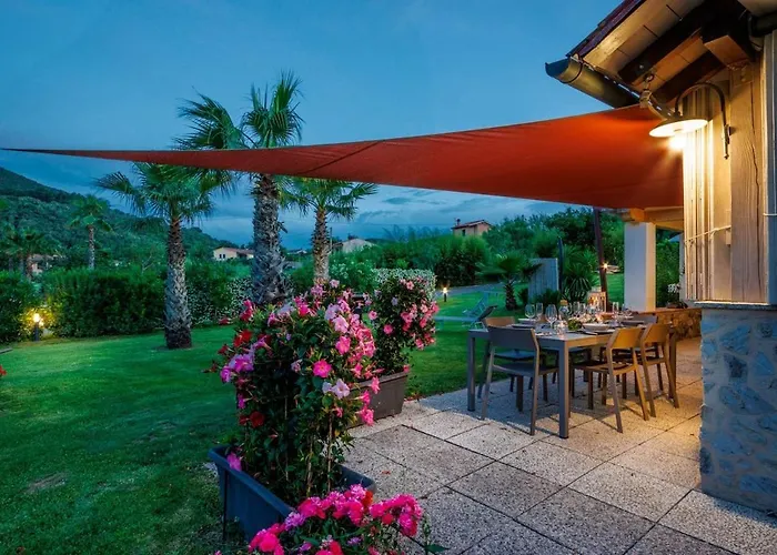 Villa Entire With Private Swimming Pool *