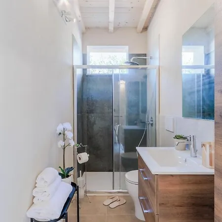 Entire With Private Swimming Pool Vila *