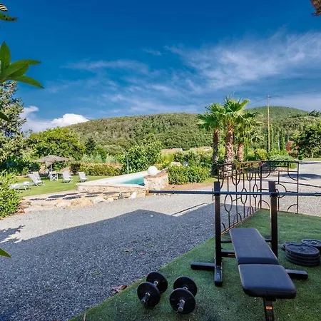 Vila Entire With Private Swimming Pool