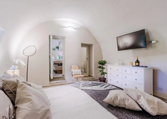 Entire With Private Swimming Pool